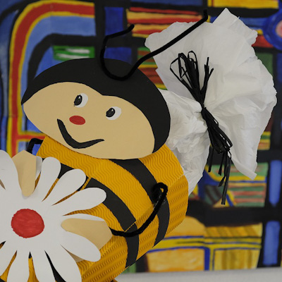 Schultüte im Bienen-Kleid